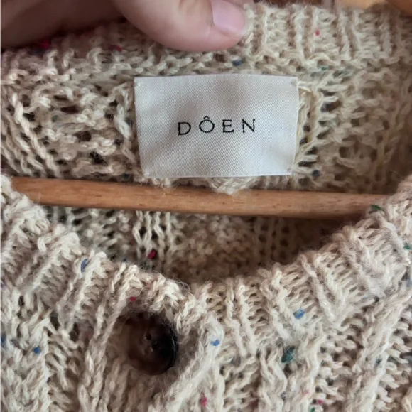 Doen the Audrey  Cardigan- Speckled Cream Cable Knit Cardigan - Picture 3 of 6